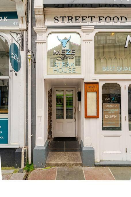 Stunning 2 Bed Apartment, Heart Of The Barbican Plymouth